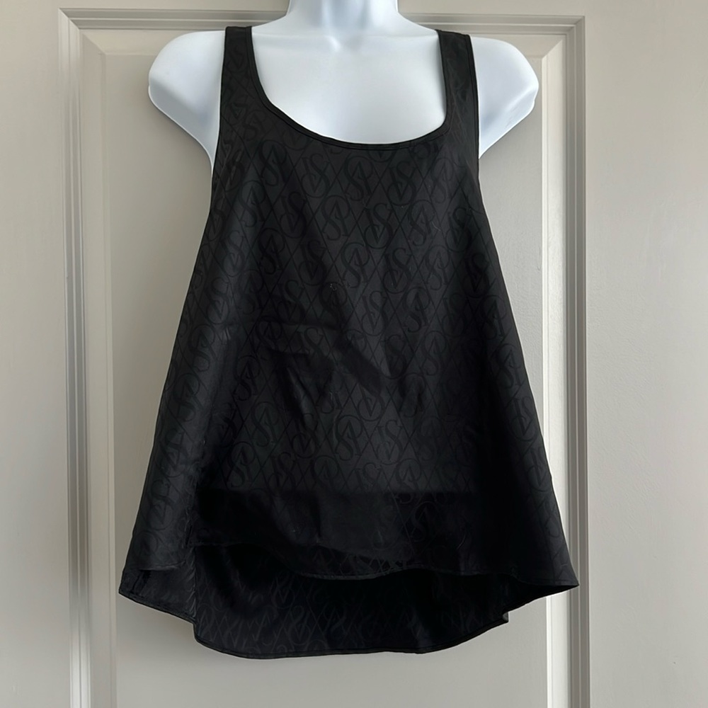 Sexy black silk sleeping top.